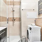 Exclusive Marina By Renters Apartment