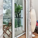 Exclusive Marina By Renters Apartment